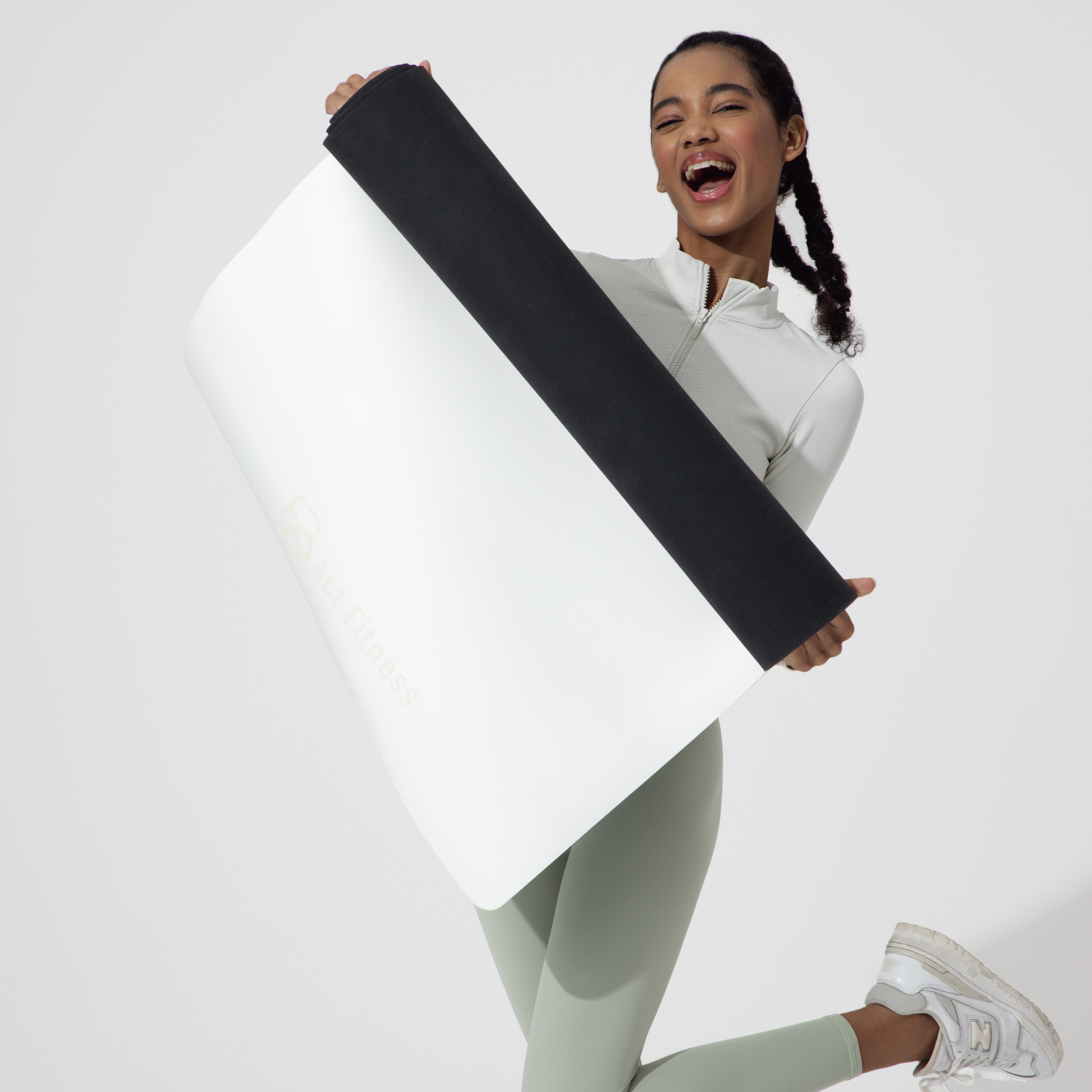 Yoga Fitness Matı Oval Beyaz